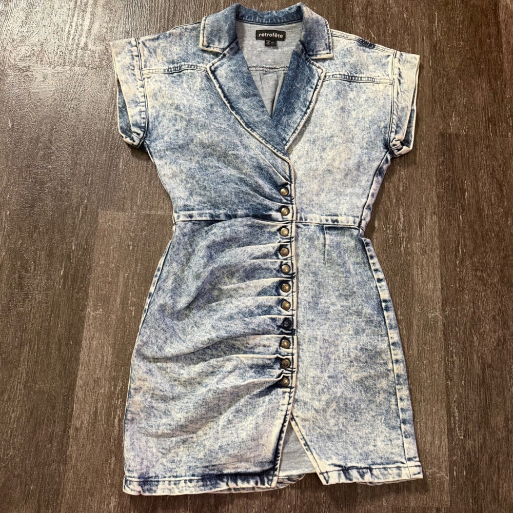 Retrofete Denim Dress Women S Blue Acid Wash Ruched Smocked Mini Cap Sleeve Flaw